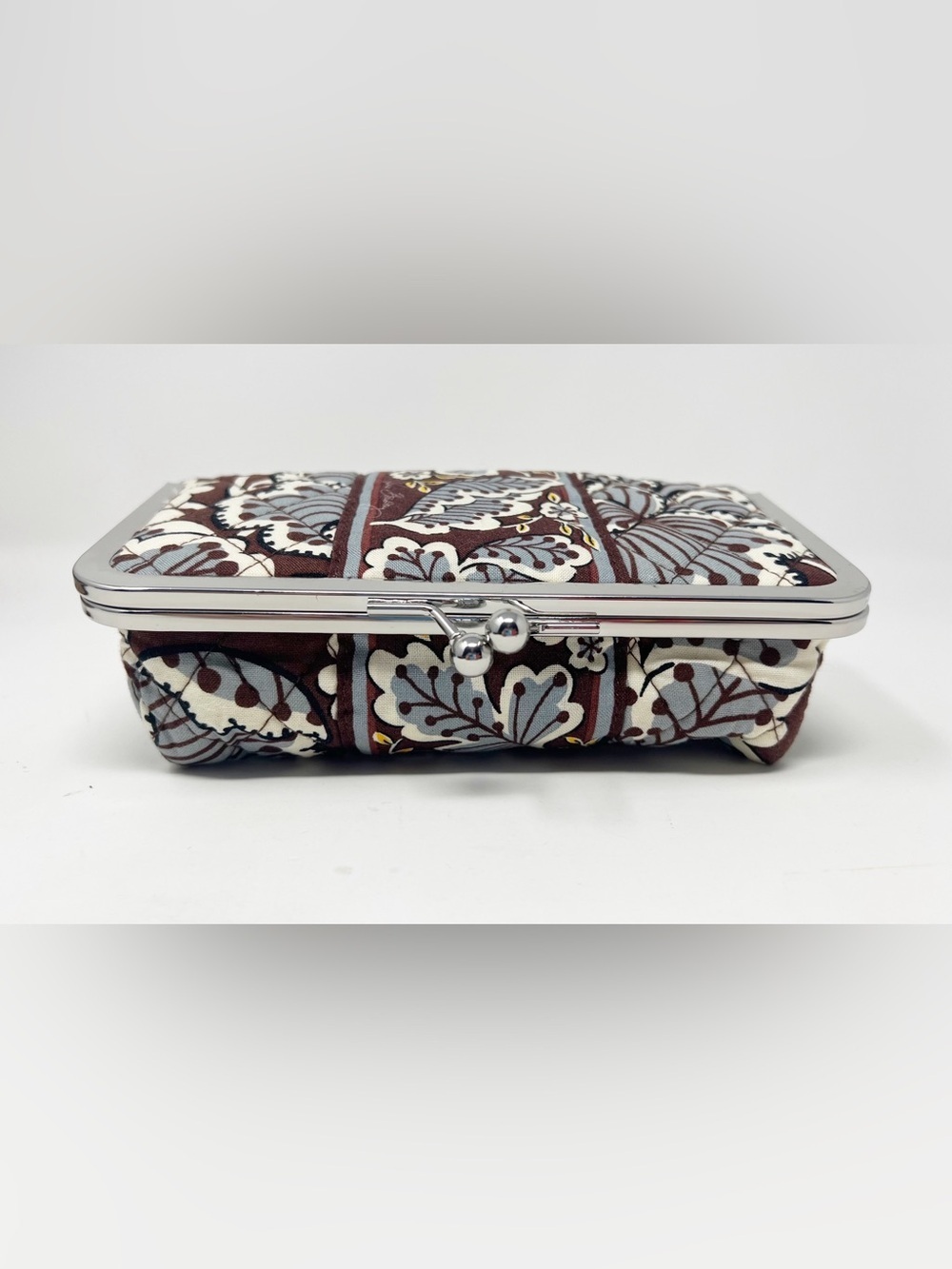 Vera Bradley State Blooms Floral Brown Kiss Lock Clutch/Makeup Bag
